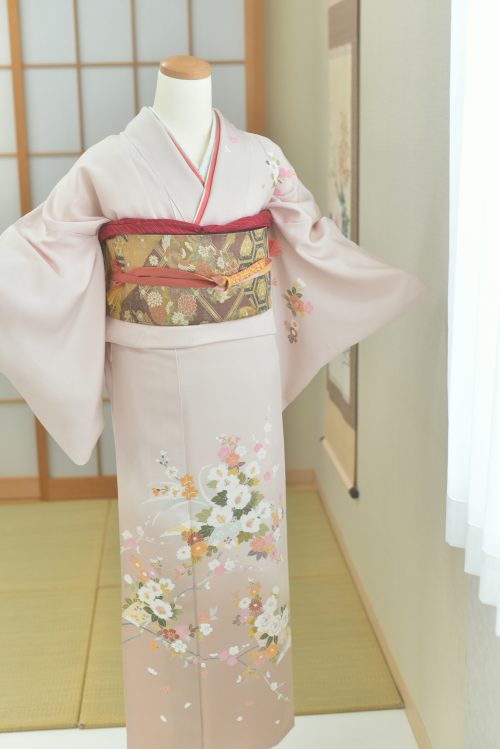 卒業式と入学式 同じ着物で出席する場合のポイントは 着物レンタルのkanemata カネマタ