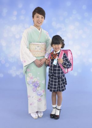 成人式等一式セット 着物 帯 タビ 髪飾り 入学 成人 卒業 祝 - 振袖