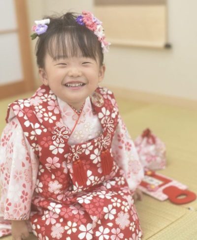 七五三　３歳　女の子　レトロ着物　キッズ着物　ベロア被布