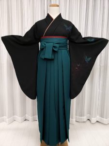 宝塚風・タカラジェンヌ風卒業式用着物と袴のコーディネート（正面）