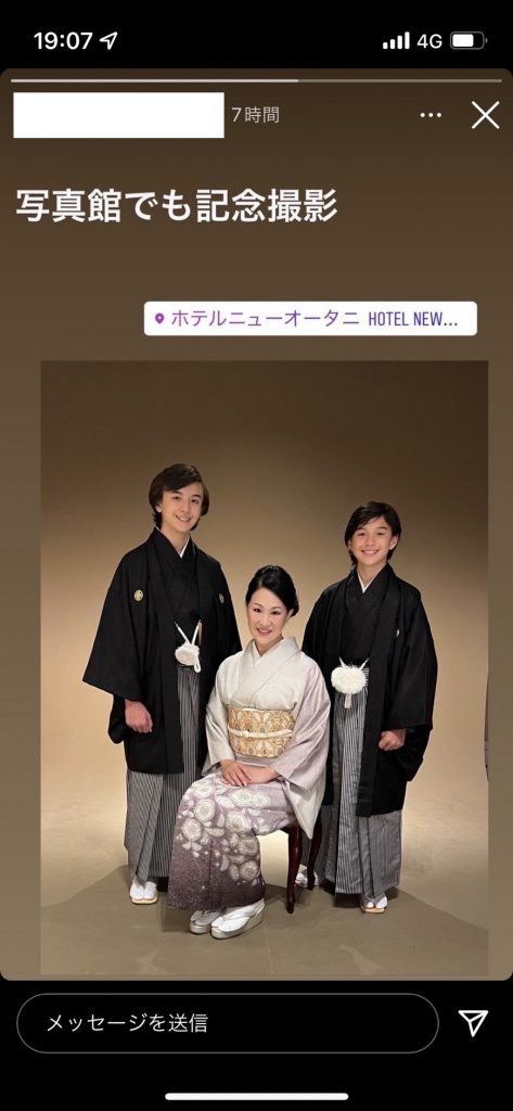 紋付き袴をご利用いただいたホテルオークラ東京、与儀美容室のお客様の親子写真