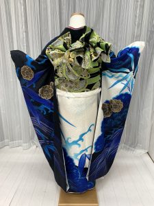 伊波ライ振袖概念コーデ