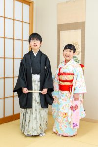 兄妹で和装コーデ一緒に七五三を祝う
