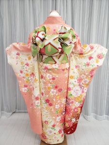 ピンク、サーモンピンク振袖まとめ