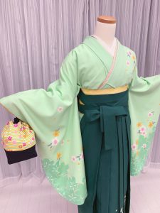 黄緑の卒業式着物