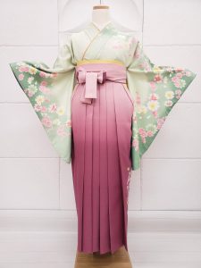 黄緑の卒業式着物