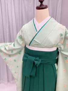 黄緑の卒業式着物