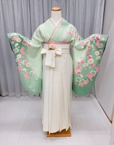 黄緑の卒業式着物