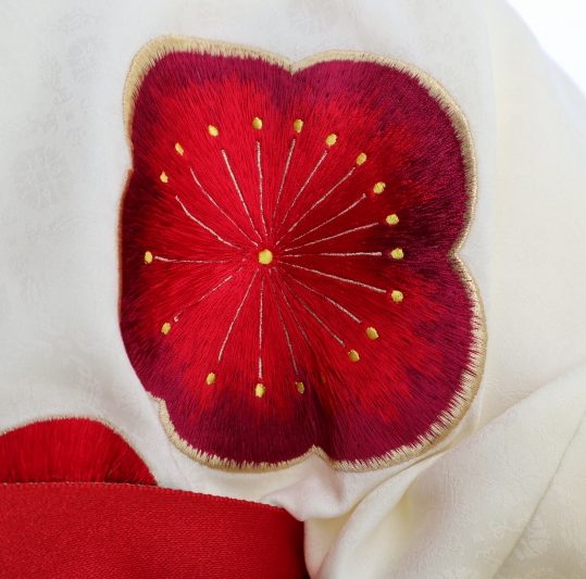 卒業式袴レンタルNo.794[清楚]クリーム色・赤梅の刺繍