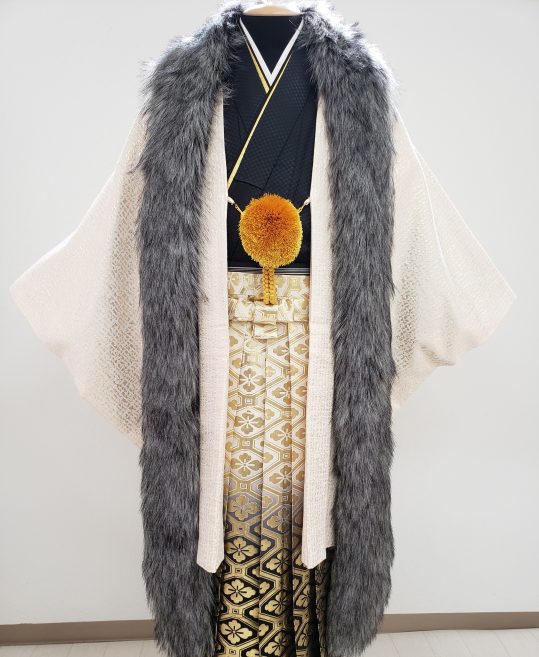 男性用袴単品レンタル(成人式・結婚式・卒業式)白黒ぼかし・金の花菱[身長165cm対応]No.658