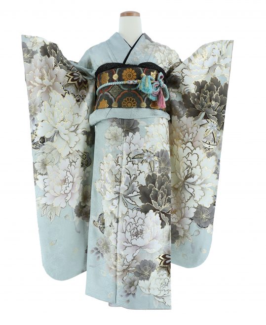 成人式振袖[くすみカラー]くすんだ水色に大きな牡丹・毬・桜[身長161cm 