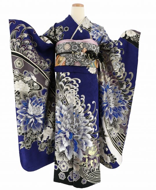 参列振袖[今田美桜]濃い青に銀黒の大きな牡丹と乱菊[身長172cmまで]No 