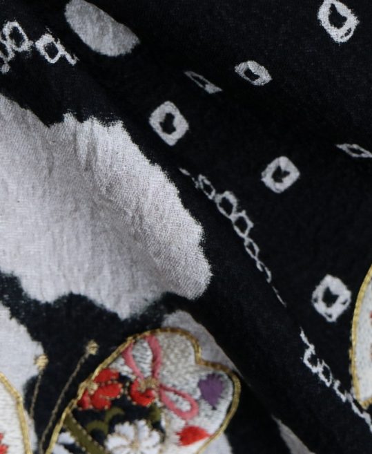 成人式振袖[総絞り]黒・細かい桜柄・金駒刺繍[身長168cmまで]No