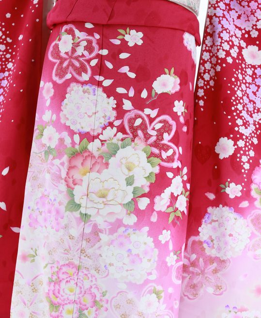 成人式振袖[anan]ローズピンク裾薄ピンク・牡丹と桜の花の丸[身長172cm 