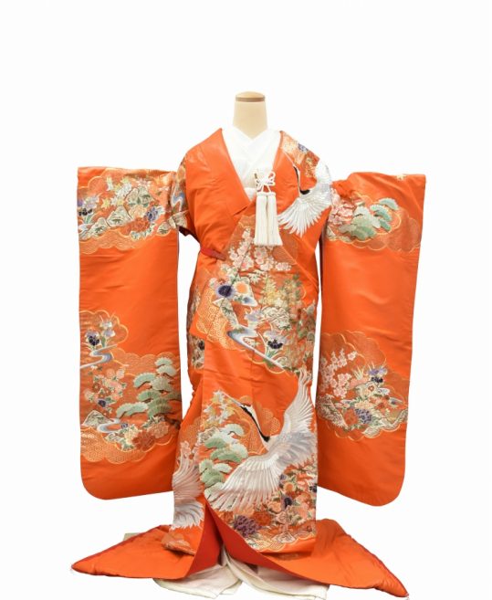 結婚式の色打掛・花嫁用着物|オレンジ地に花と鶴の刺繍 No.208｜着物