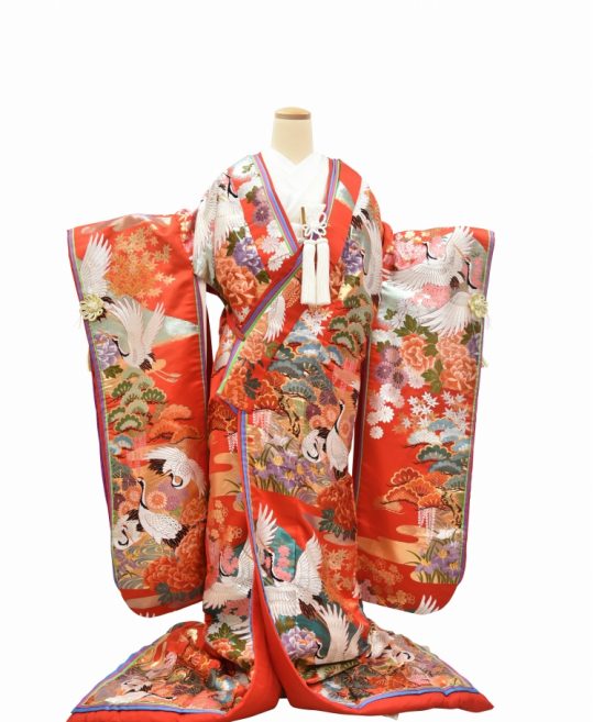 結婚式の色打掛・花嫁用着物|赤地に花々と鶴・十二単風 No.275｜着物 