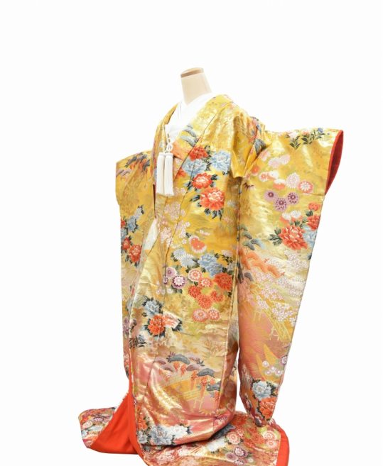 結婚式の色打掛・花嫁用着物|黄色×ピンクのグラデ地に花々 No.283