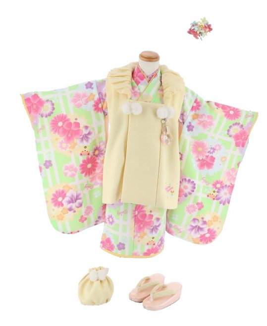 七五三 3歳女の子用被布[DAISY LOVERS]クリーム(着物)黄緑に 