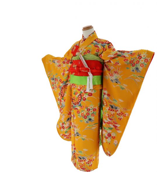 七五三 7歳 女の子用 四つ身 No 223 Y 山吹色 蝶になでしこ 桜に紅葉 着物レンタルのkanemata カネマタ