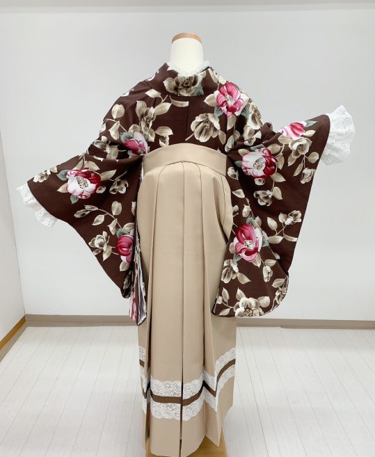 卒業式袴レンタル[レトロモダン]焦げ茶にベージュとローズピンクの椿No.815