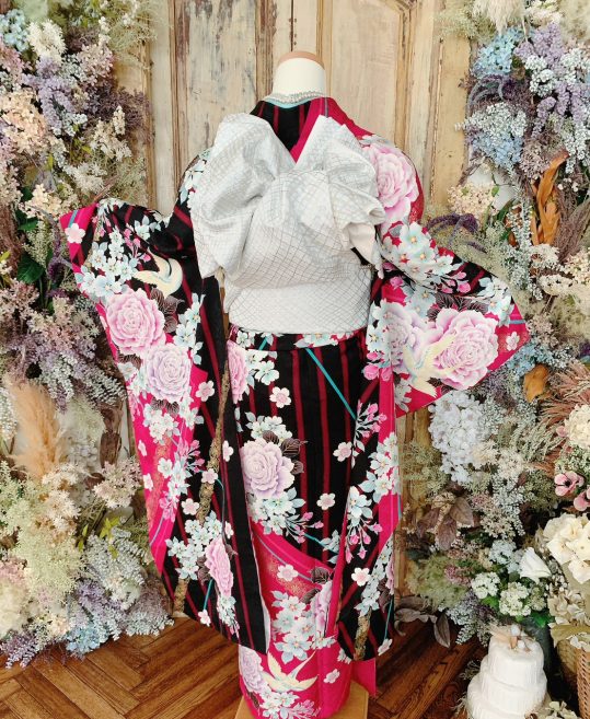 成人式振袖[MIIA]ローズピンク×黒ストライプ・薄紫のバラに小鳥[身長172cmまで]No.841