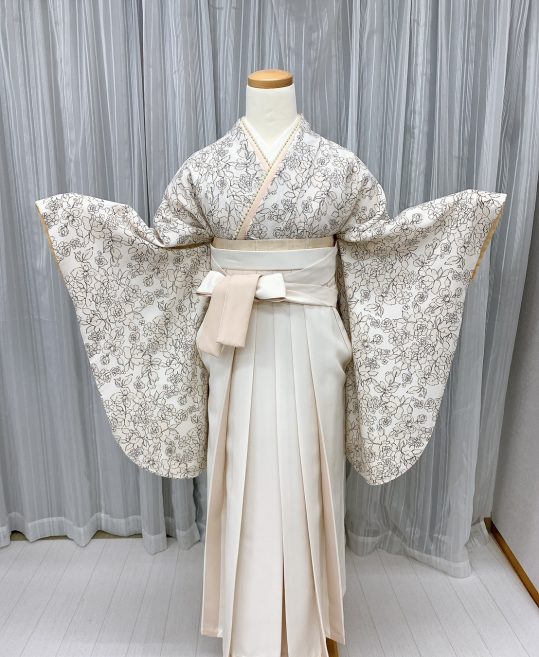 卒業式袴レンタル[淡色コーデ]オフホワイトに薄ベージュの花の線画No.803