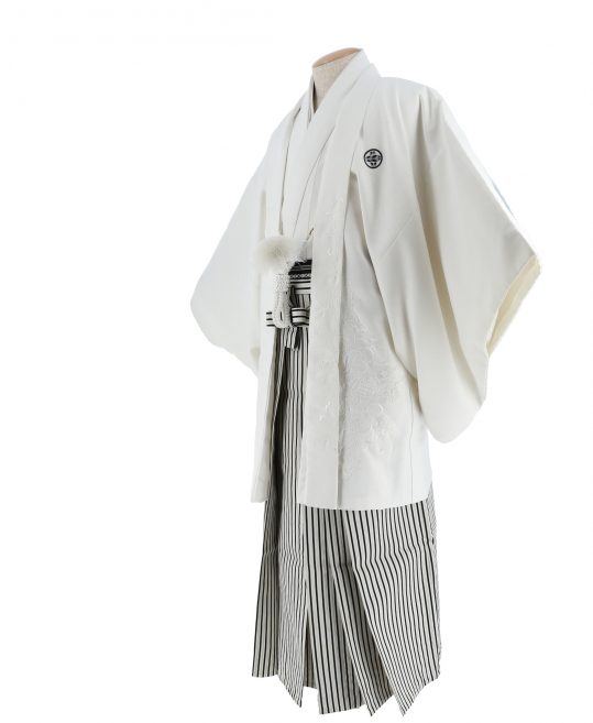 紋付袴レンタル・成人式・結婚式・卒業式|白に唐草刺繍[身長165-170cm対応]No.105