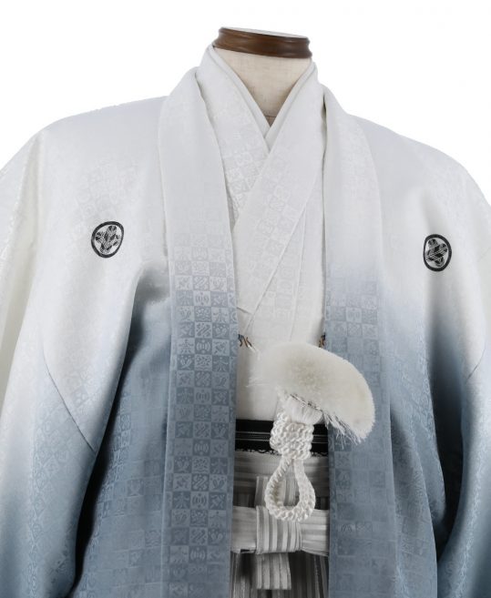 紋付袴No.137|白色からグレーへぼかし　市松模様対応身長 / 175cm前後