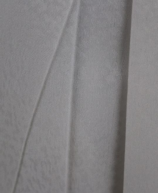 紋付袴No.145|白色　ヒョウ柄　牡丹刺繍対応身長 / 165-170cm前後