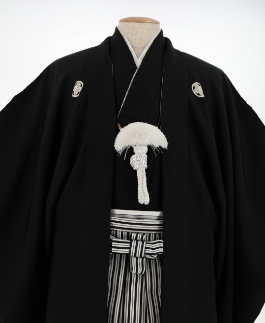 紋付袴レンタル・成人式・結婚式・卒業式【正絹】黒色　無地[身長166cm対応]No.17