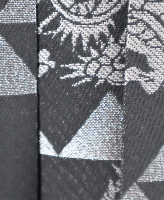 男性用袴単品レンタル(成人式・結婚式・卒業式)黒・銀の鱗文様と龍[身長155cm対応]No.607