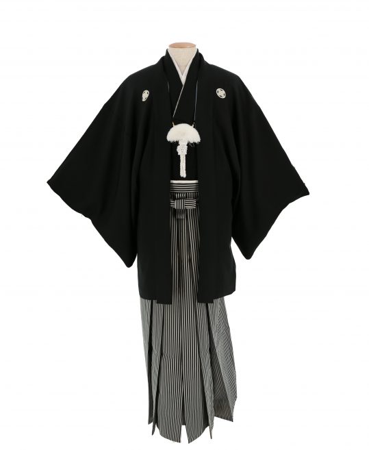 紋付袴レンタル・成人式・結婚式・卒業式【正絹】黒色　無地[身長175cm対応]No.62