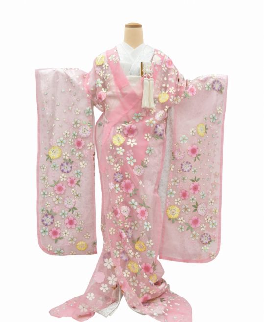 結婚式の色打掛 花嫁用着物 ピンクのオーガンジー地に八重桜 着物レンタルのkanemata カネマタ