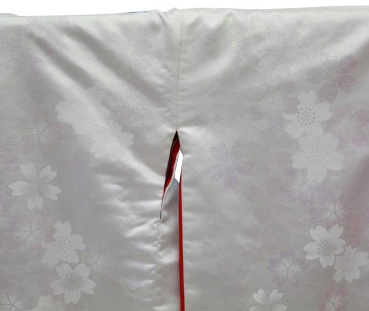 結婚式の白無垢・花嫁用着物|桜柄・赤ふき・赤裏 [かわいい] No.287