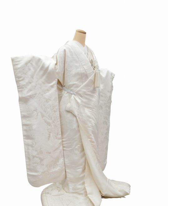 結婚式の白無垢・花嫁用着物|自然風景に鶴柄 [王道古典] No.302