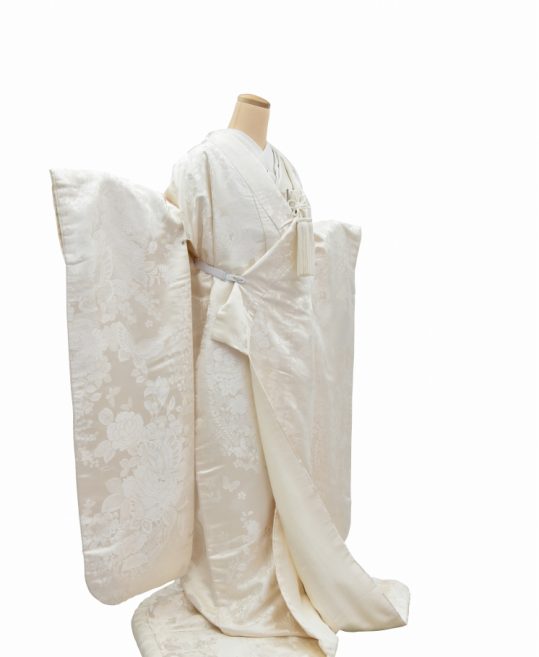 結婚式の白無垢・花嫁用着物|蝶とバラに花々 [かわいい] No.317