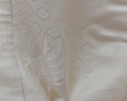 結婚式の白無垢・花嫁用着物|生成り地に鶴と束ね熨斗 [王道古典] No.329